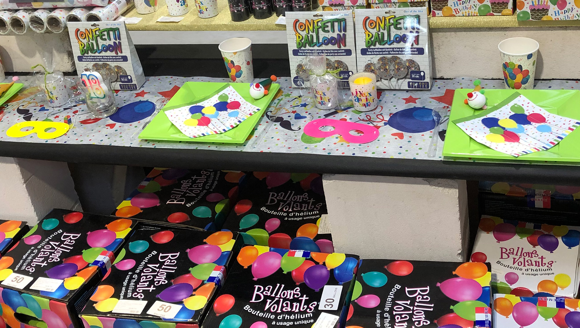 TABLE JOYEUX ANNIVERSAIRE